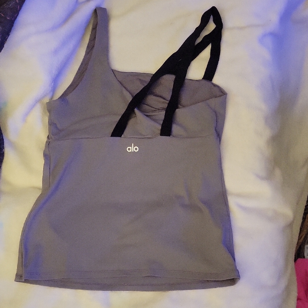 Women's Top Size S. alo. Athleizure, Excersize